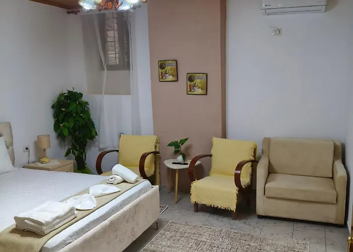 House In The Old Town With View * Gjirokastër