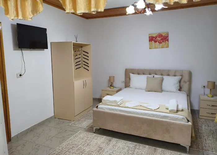 شقة House In The Old Town With View Gjirokastër